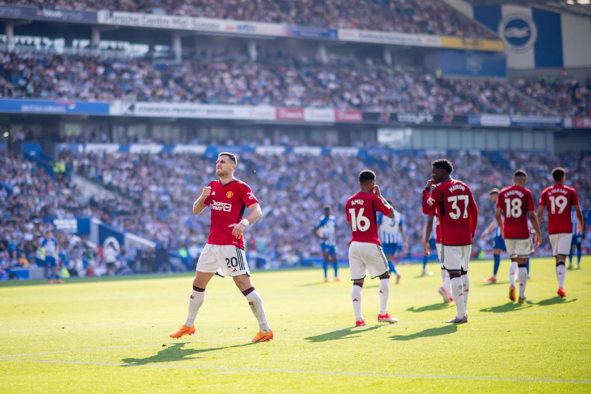 选手出奇制 选手出奇制